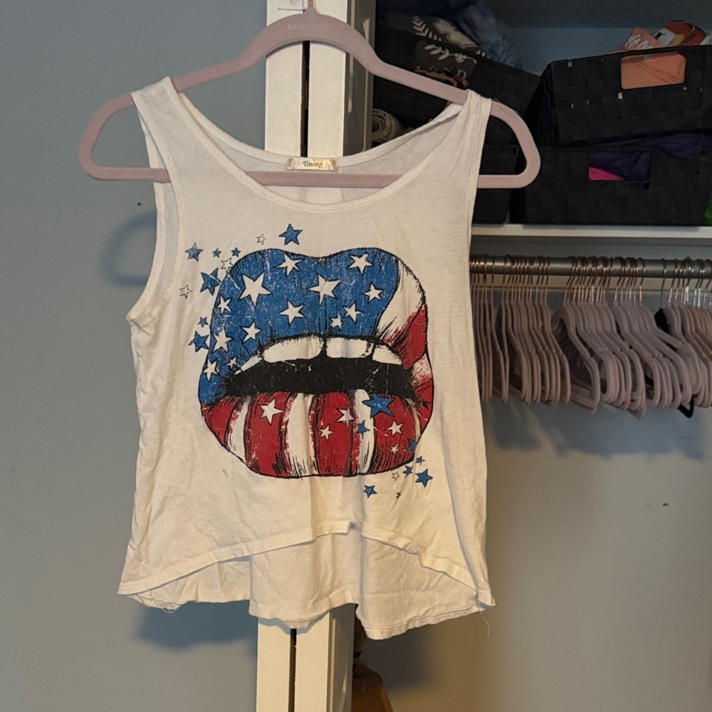 Timing White Top with Blue Star Design